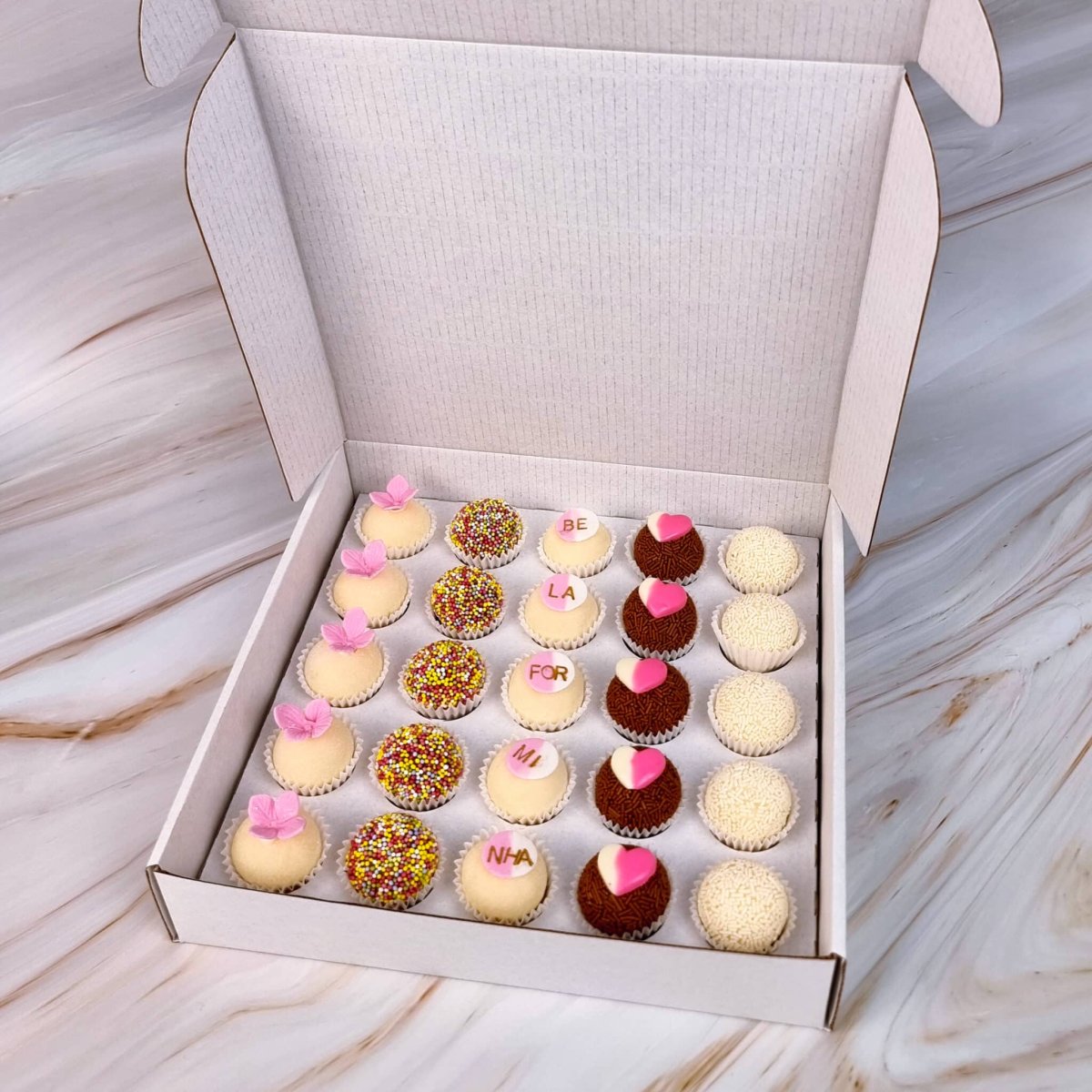 10 Caixas Transporte para 25 Brigadeiros Branca – Supreme